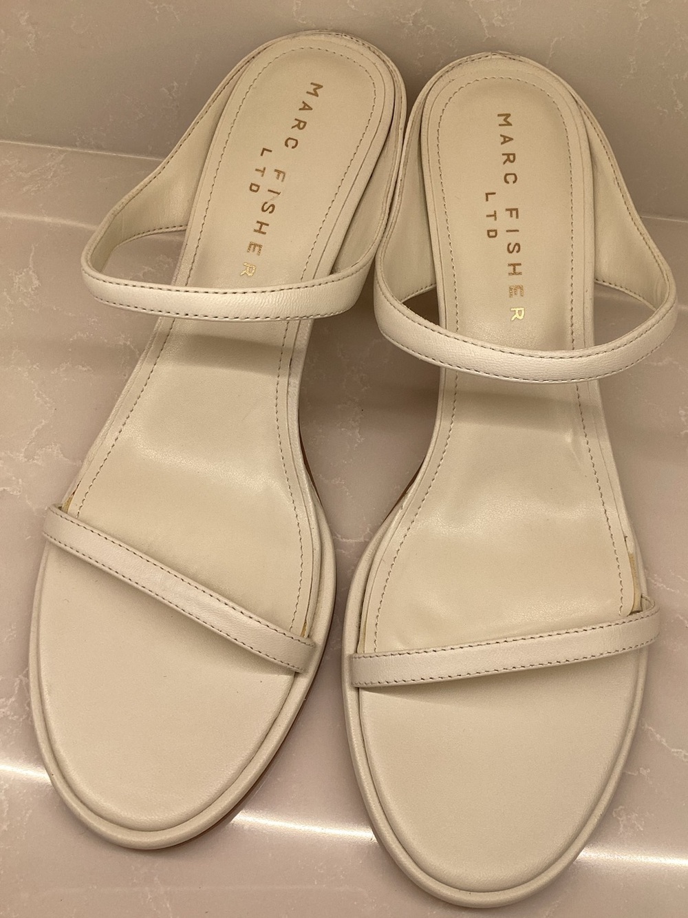 NWT || Marc Fisher White Double Strap Slide Sandals. Size: 9.5 Women’s